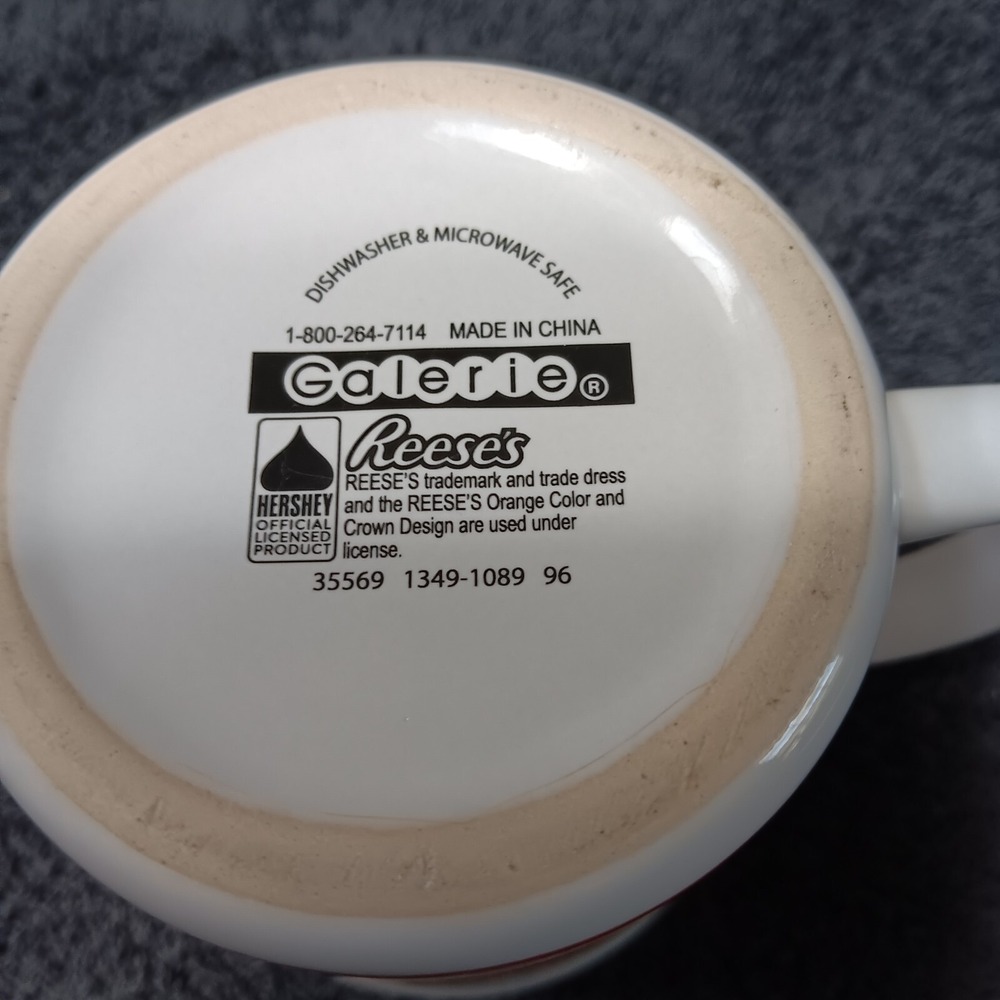 Lot 2 Coffee/Hot CHocolate Mugs Reese's Hershey's Special Dark collectable NB #8 - Picture 2 of 5